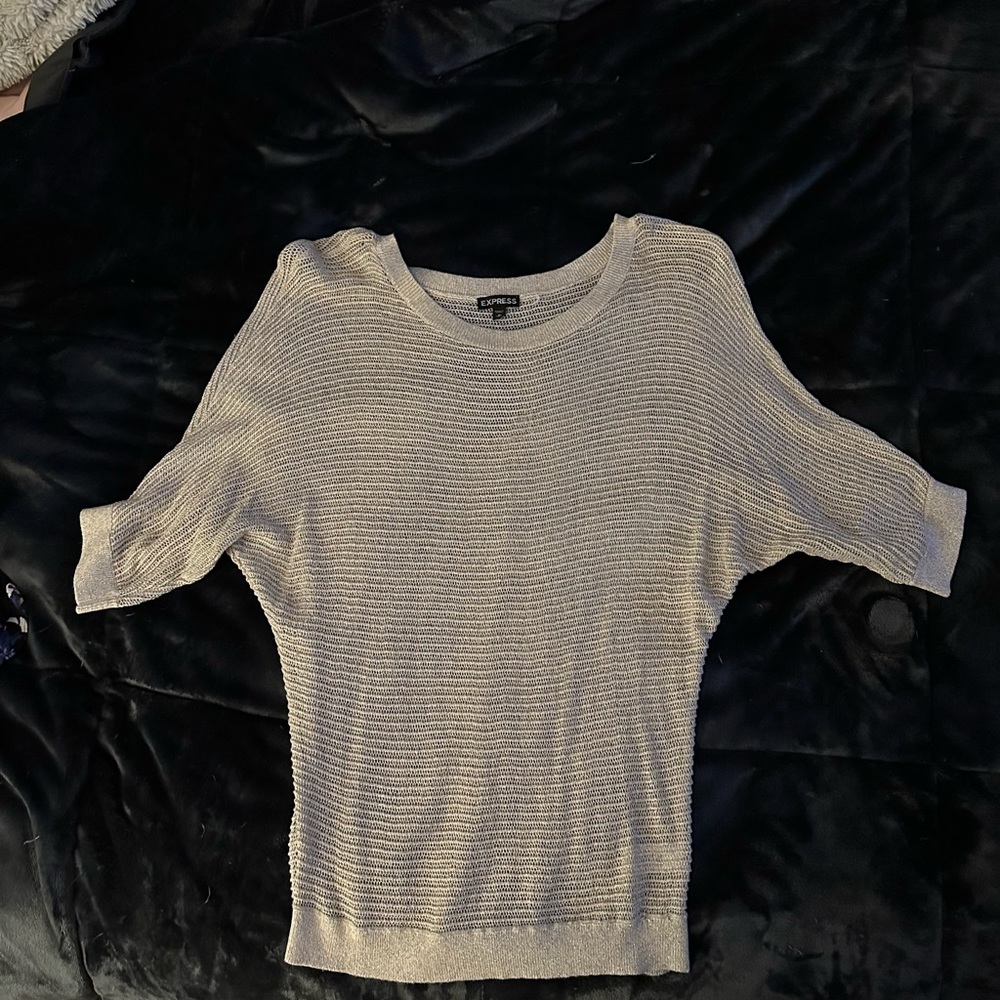 Express bat wing 3/4 top